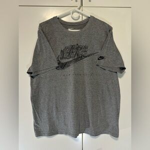 Nike Tee New York City Graphic T-Shirt Activewear Short Sleeve Men's XL